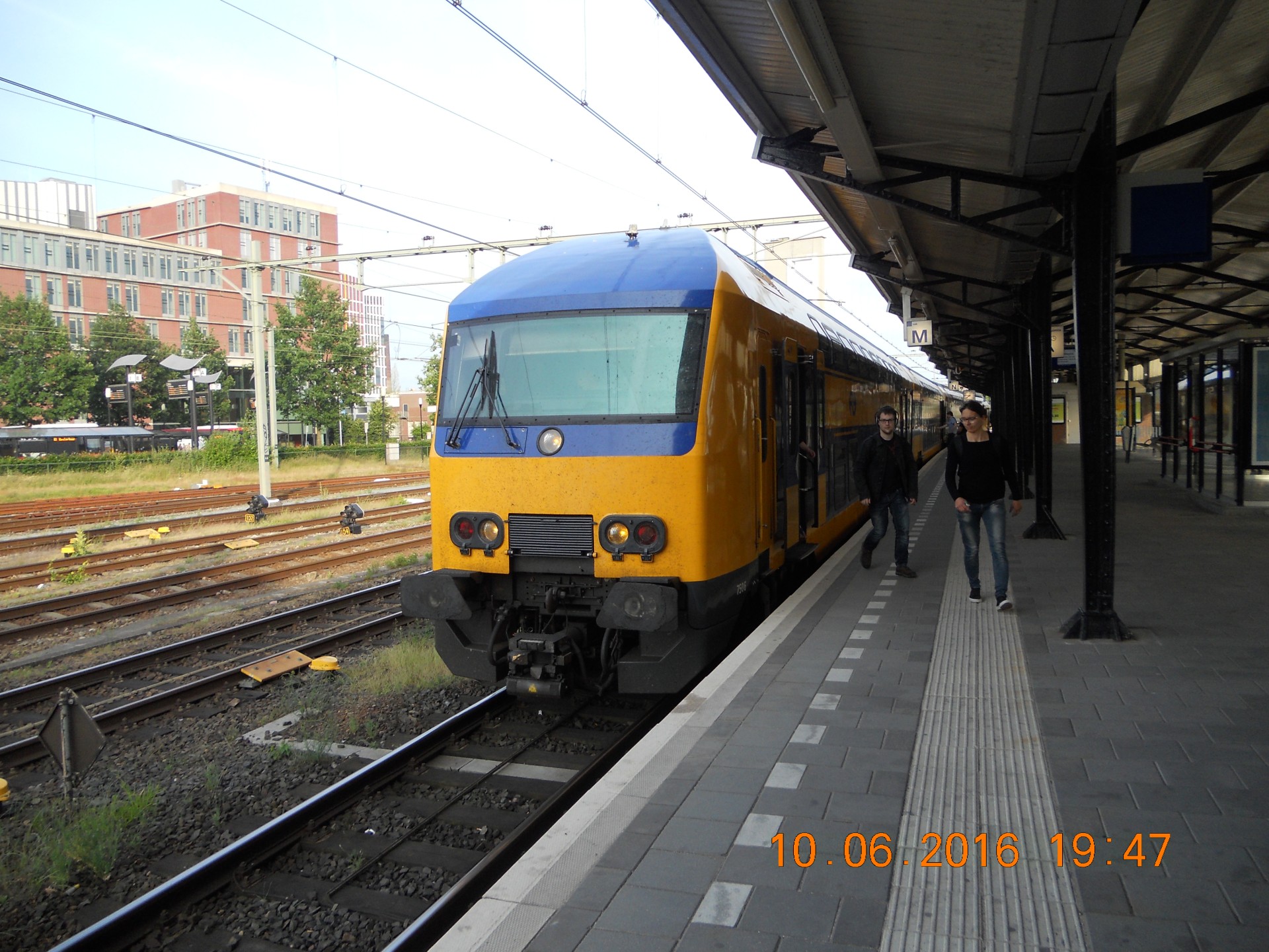 68416646d5db2_1749116486.jpg