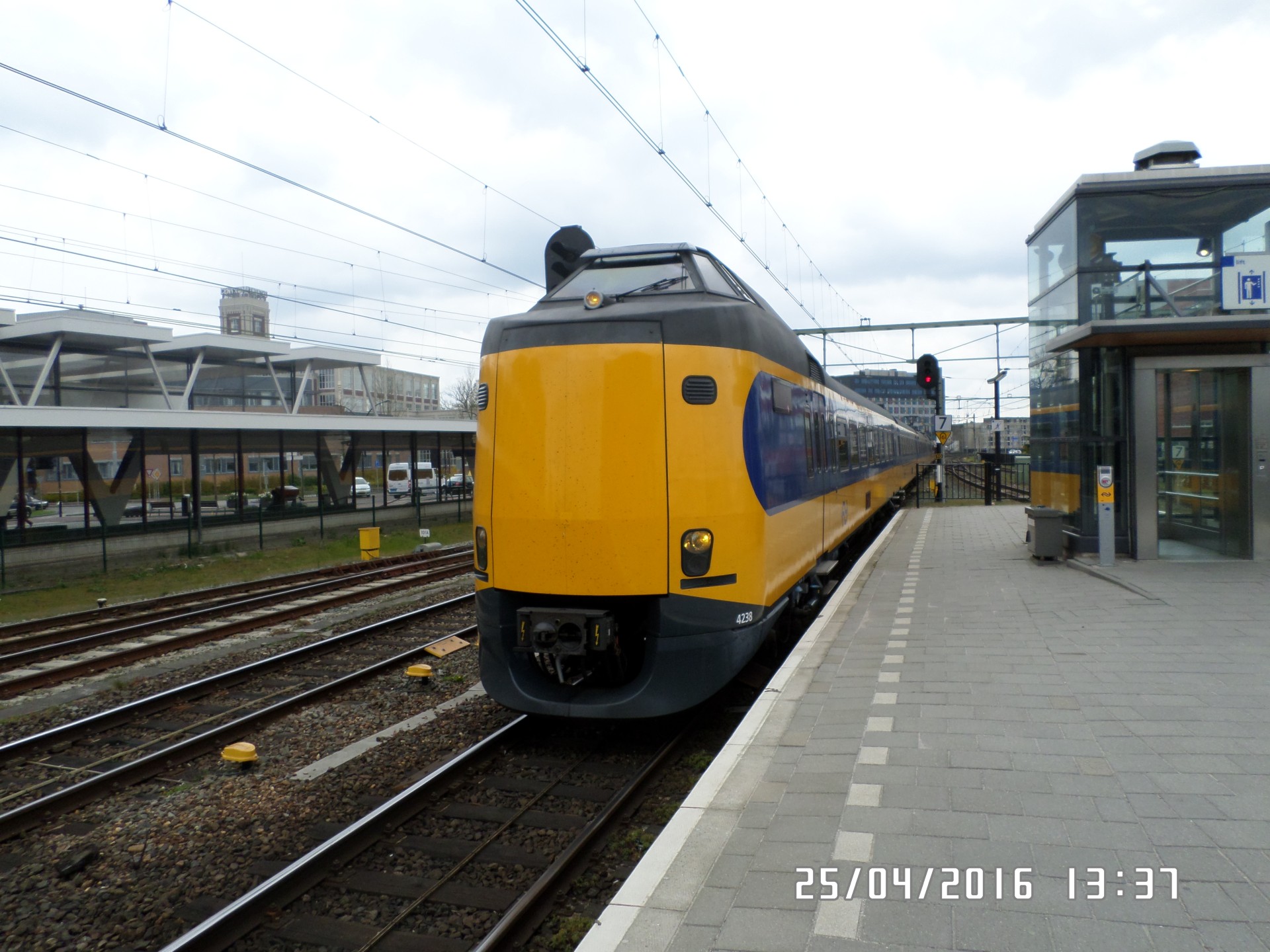 684b18a8ed894_1749751976.jpg